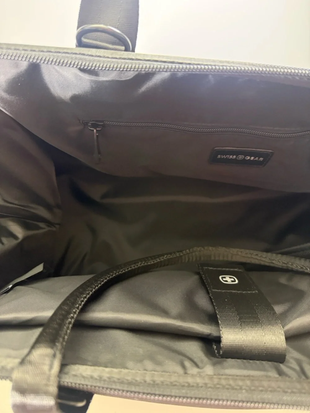 SwissGear Black Laptop Briefcase with Shoulder Strap
